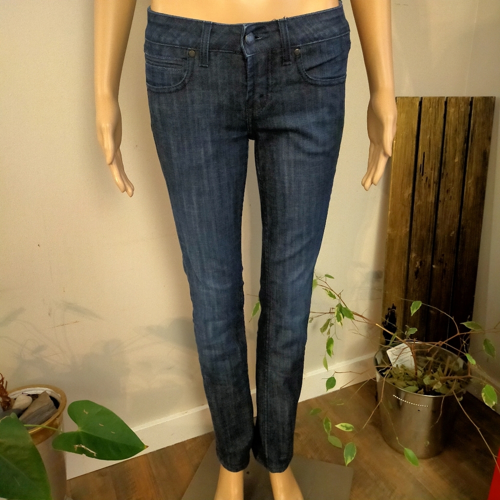 Yanuk jeans size 26 Blue Denim Low Rise Skinny